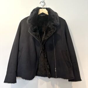 Uniqlo Women's Shearling Jacket in Black